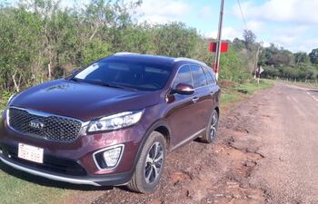 Camioneta en la cual fue encontrado la víctima fatal.