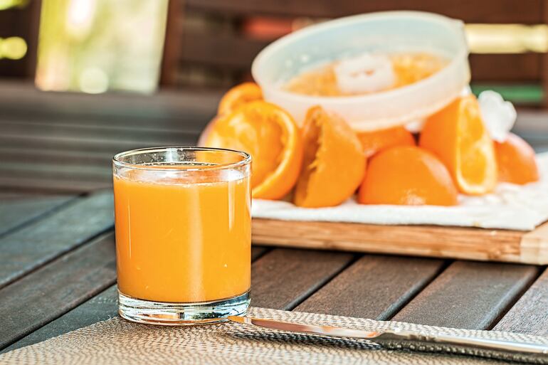 Naranja: su alto contenido en vitamina C contribuye a reforzar el sistema inmunológico. Foto: Pixabay.