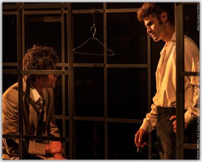 Alfredo Chaves (Miliki) y Erik Gehre en una escena de Dean, el inmoral.