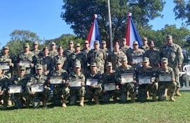 Militares paraguayos fueron instruidos por miembros de las fuerzas militares de los Estados Unidos de América.