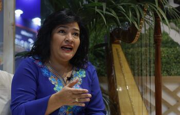 Paraguay quiere ser un destino turístico de mayor impacto y, aprovechando su conectividad diaria con Madrid para "abrir la puerta al mercado europeo", se ofrece para ser el "epicentro" en Sudamérica de las empresas "que quieran constituirse" en la región, según la ministra del ramo, Sofía Montiel (imagen), en una entrevista con EFE en la Feria Internacional de Turismo de Madrid (Fitur).