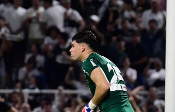 José Miers (22 años) tendrá su debut como titular en Cerro Porteño. Ya tuvo sus primeros minutos en el Superclásico al ingresar por Miguel Martínez