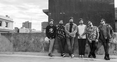 Kita Pena es un sexteto conformado por músicos de la escena local.