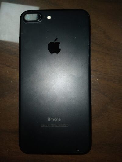 Celular de la marca IPhone que fue recuperado.