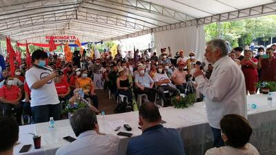 El senador Fernando Lugo (Frente Guasu) fue uno de los oradores durante el lanzamiento de la articulación de partidos y movimientos progresistas.