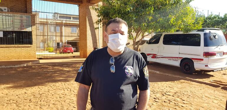 Óscar Aguirre, director de la cárcel.