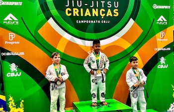 El podio el Campeonato Brasileño de la IBJJF disputado en la localidad de São Paulo donde Joaquín Franco Martínez logró la medalla de plata.
