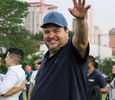 Héctor Javier Melgarejo Almada, presidente de la “V azulada”.