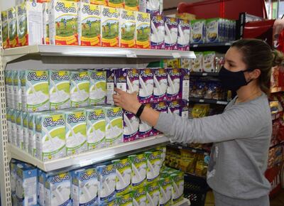 Diversas presentaciones de leche para responder a las necesidades y gustos de los consumidores.