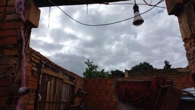 En estas condiciones quedó la casa de la familia Segovia del barrio Santa Marta de la ciudad de J. Augusto Saldívar, con la tormenta del fin de semana último.