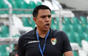 César Farías, el entrenador venezolano que dirige a la selección boliviana.