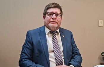 A política por favor
De alejandro.acosta <alejandro.acosta@abc.com.py>
Destinatario foto <foto@abc.com.py>
Fecha 30-08-2022 17:18