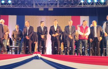 El acto inaugural de la Expo Santa Rita contó con la presencia de autoridades locales, departamentales y nacionales.