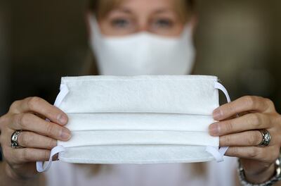 La ley que obliga al uso de tapabocas necesita aún aclaraciones.