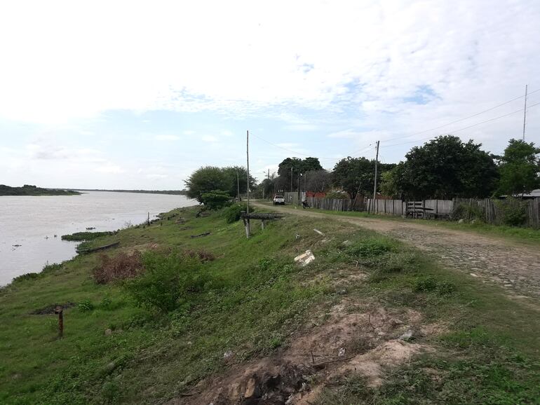 La comunidad de Puerto Guaraní y el distrito de Fuerte Olimpo, ambas poblaciones chaqueñas, se beneficiarán con este nuevo camino.