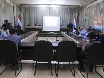 Esta mañana se llevó a cabo la junta de aclaraciones, en la sede del MOPC, en Asunción.