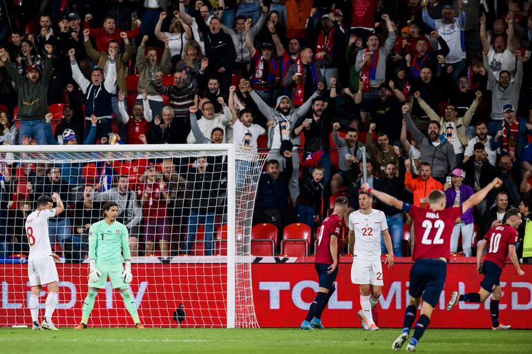 República Checa, el primer líder del grupo