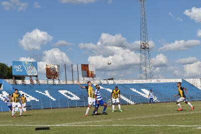 2 de Mayo y Guaraní de Trinidad empataron en el primer juego de la Intermedia 2021