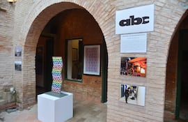 Fotografías significativas de los 55 años de ABC Color forman parte de la muestra "Imágenes que marcaron épocas", en el Pinta Sud ASU.