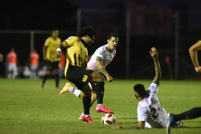 River derrotó a Guaraní en el primer juego de Aitor García.