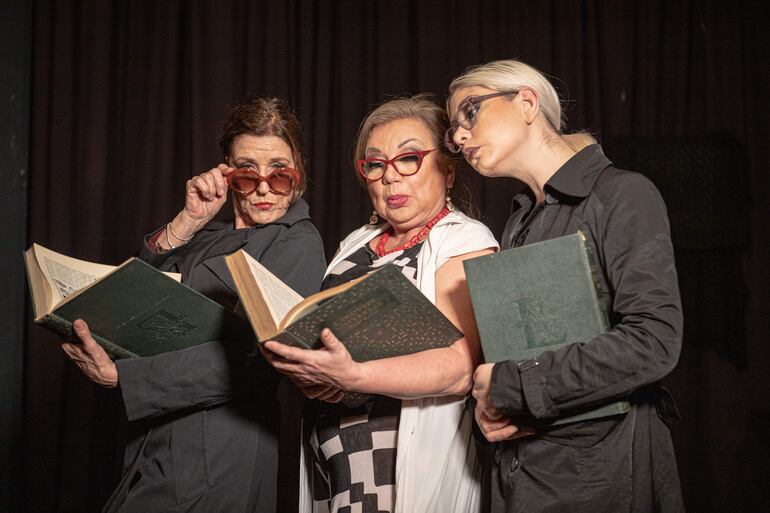 Carmen Briano, Raquel Rojas y María Liz Barrios.
