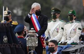 El sucesor del actual presidente de Chile, Sebastián Piñera (c), se votará el 21 de noviembre.