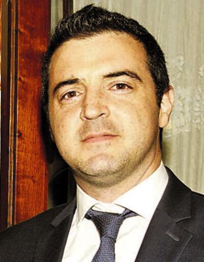 Sebastián García, diputado por Capital del Partido Patria Querida (PPQ), confirmó que dio positivo al covid-19.