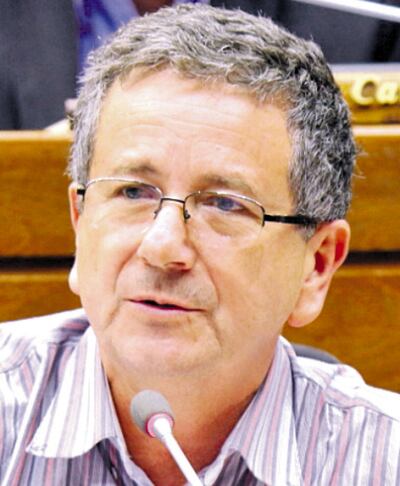 Celso Kennedy, diputado de la Bancada “C” del PLRA y candidato a vicepresidente del Directorio del PLRA.