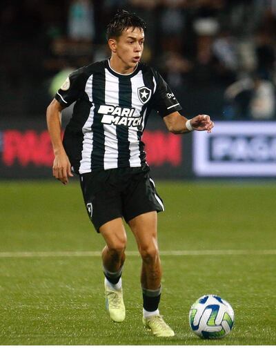 Matías Segovia debutó con una victoria en el Botafogo.