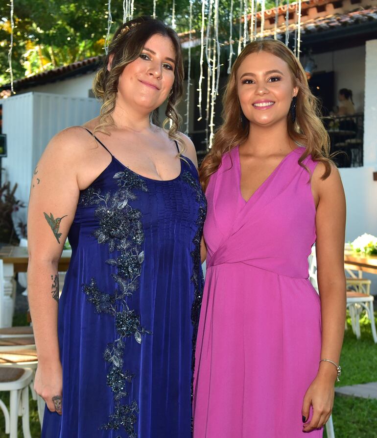 Majo Ayala y Betha Ferraro.