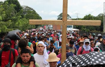 La región vive una ola migratoria sin precedentes desde comienzos de año, con un flujo histórico de 147.000 indocumentados detectados en México de enero a agosto, el triple de 2020.