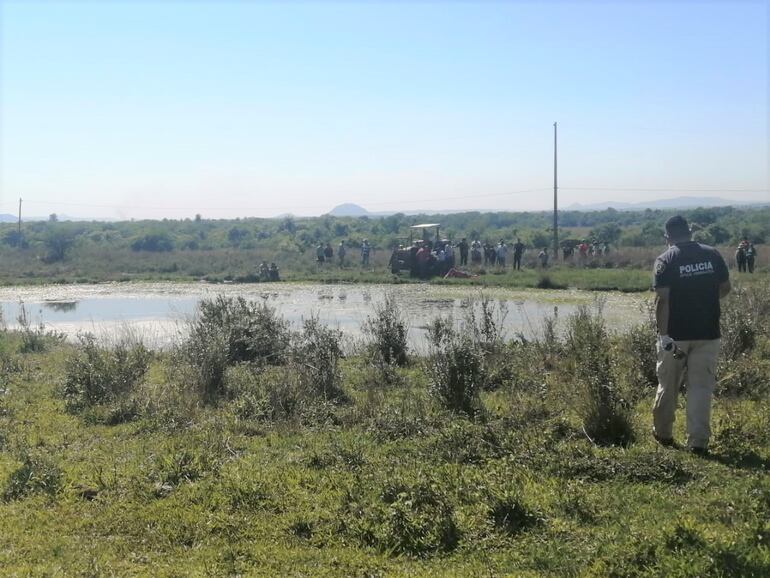 Personal de la Dirección de Criminalística Policial de Paraguarí,Forense del Ministerio Público y efectivos policiales se constituyeron en el lugar