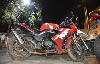 Motocicleta recuperada por la Policía.