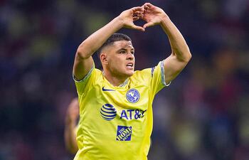Richard “Cachorro” Sánchez, 26 años, festeja su gol para América.