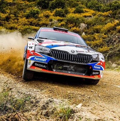 Fabrizio Zaldívar y el español Carlos Del Barrio cerraron la primera especial en la quinta posición.