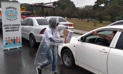 Uno de los puntos de la colecta es el Área 1 de Ciudad del Este, donde se instalaron unos 30 voluntarios.