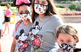 Disney reabre parques en Estados Unidos y vuelve a cobrar vida.