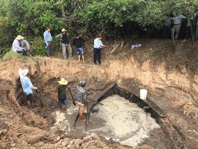 Los restos de la embarcación fueron nuevamente enterrados y hasta el momento no se agilizaron los trabajos para recuperar.