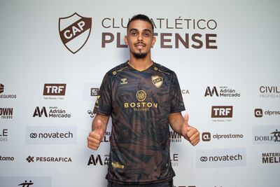 Ronaldo Martínez, durante su presentación en Platense.
