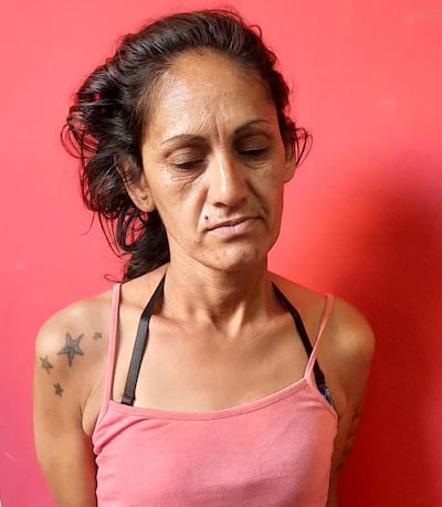 Alicia Concepción Peralta fue detenida por la comisaría 21ª de Asunción. Luce demacrada por el uso de  las drogas.