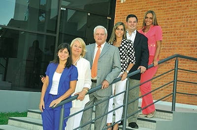 Karin Wasmosy, Dora Schmidt de Wasmosy, Ernesto Wasmosy Monti, Verónica Wasmosy,
Ernesto Wasmosy Schmidt y Astrid Gunther Wasmosy.