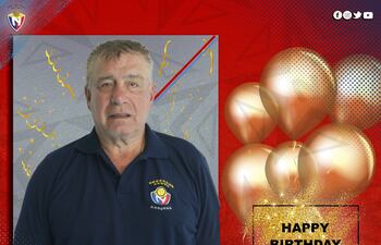 Éver Almeida cumplió ayer 74 años y fue saludado en redes sociales por su club, El Nacional.