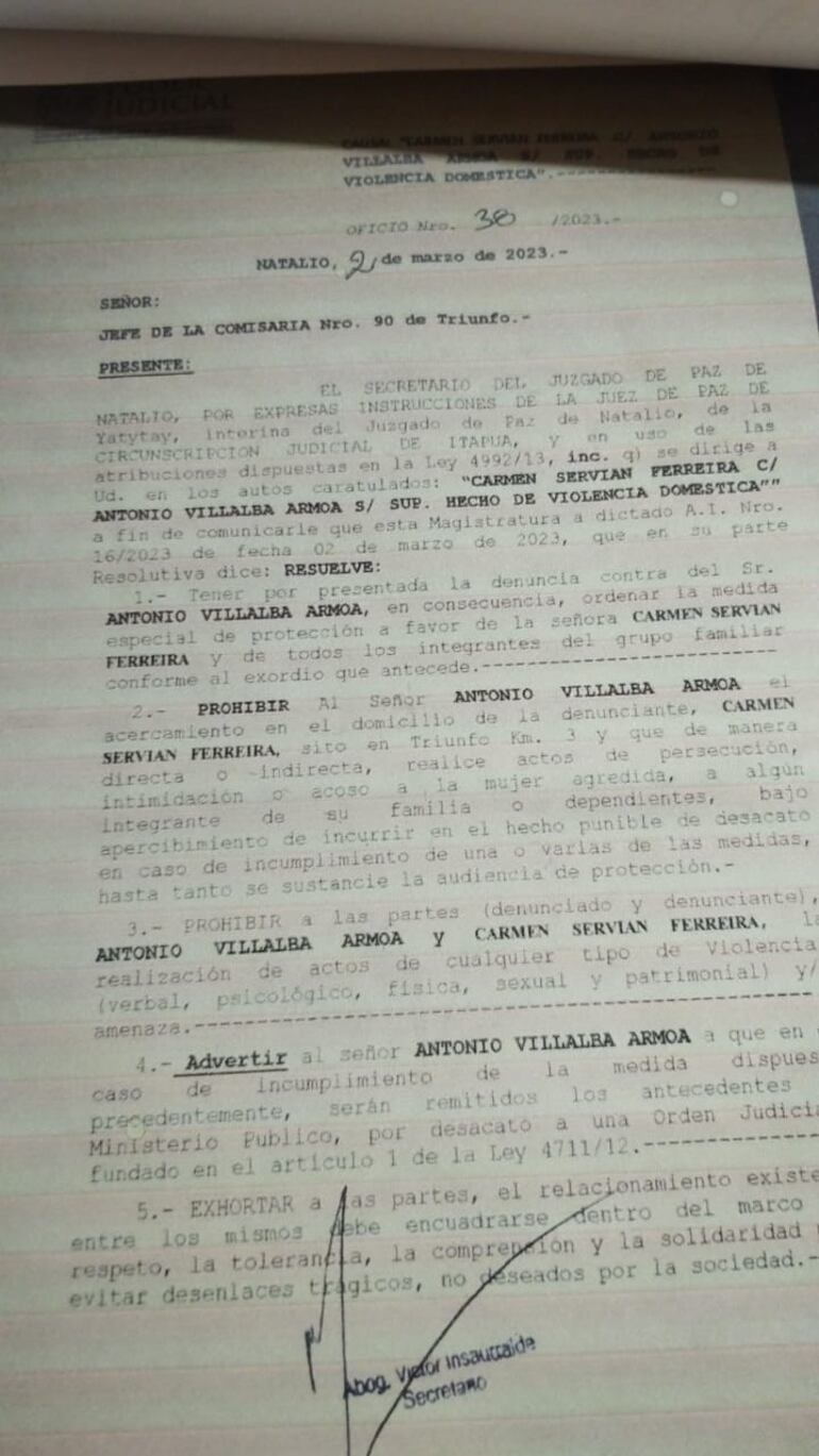 Orden de alejamiento.