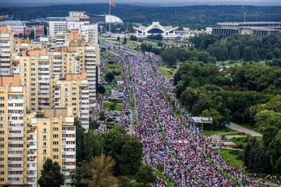 La crisis  en Bielorrusia tiende a agravarse.  Más de 600 opositores al dictador Alexander Lukashenko terminaron presos.