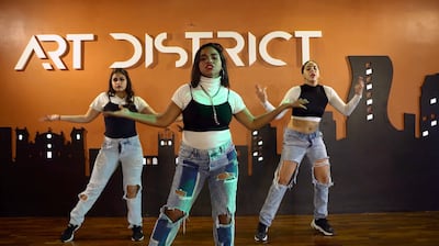 Deolinda Pereira es una de las bailarinas y docentes que forma parte de un plantel que tiene a más de veinte profesores que enseñan distintos estilos.