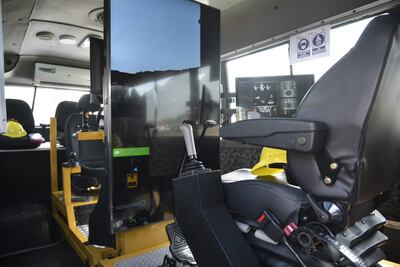 Los cursos serán impartidos en simuladores móviles, según explicaron.