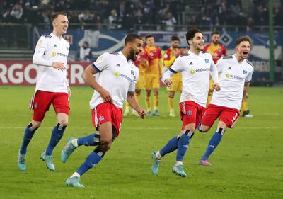 El Hamburgo clasificó a las semifinales de la Copa de Alemania