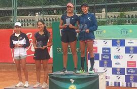 La paraguaya Catalina Delmás y la venezolana Sabrina Balderrama, campeonas en dobles del Patuju Junior Open.