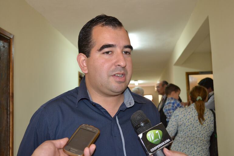 Arnaldo Valdéz, intendente de Santa Rosa.