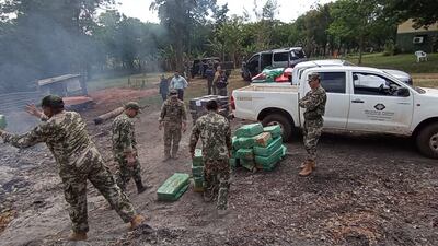 Quema de marihuana en el predio del 1er. Cuerpo de Ejército de Curuguaty.